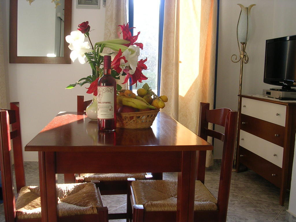 Stefanos Apartments Agia Fotia  ภายนอก รูปภาพ